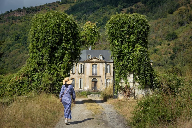 Historical Paths